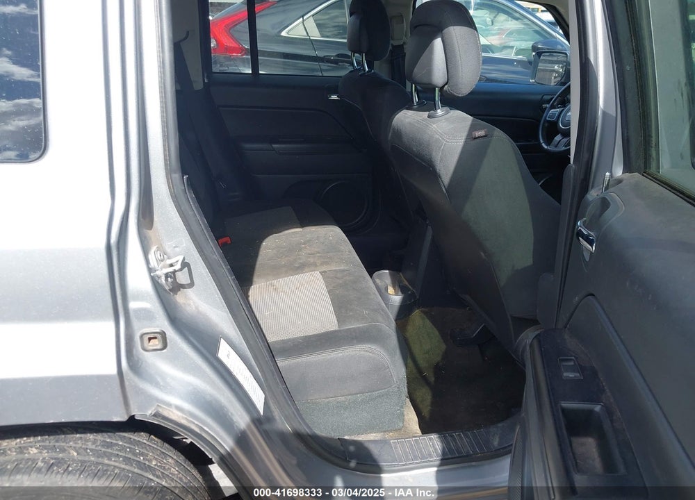 2016 JEEP PATRIOT VIN: 1C4NJPFB3GD715118