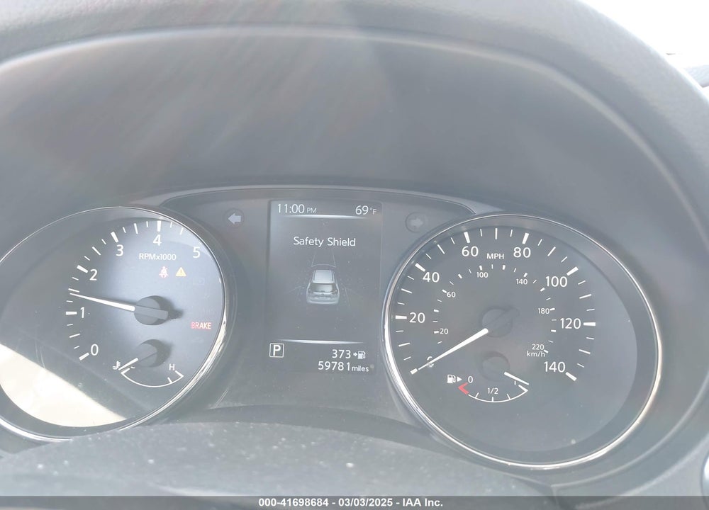 2017 NISSAN ROGUE VIN: JN8AT2MT2HW400778