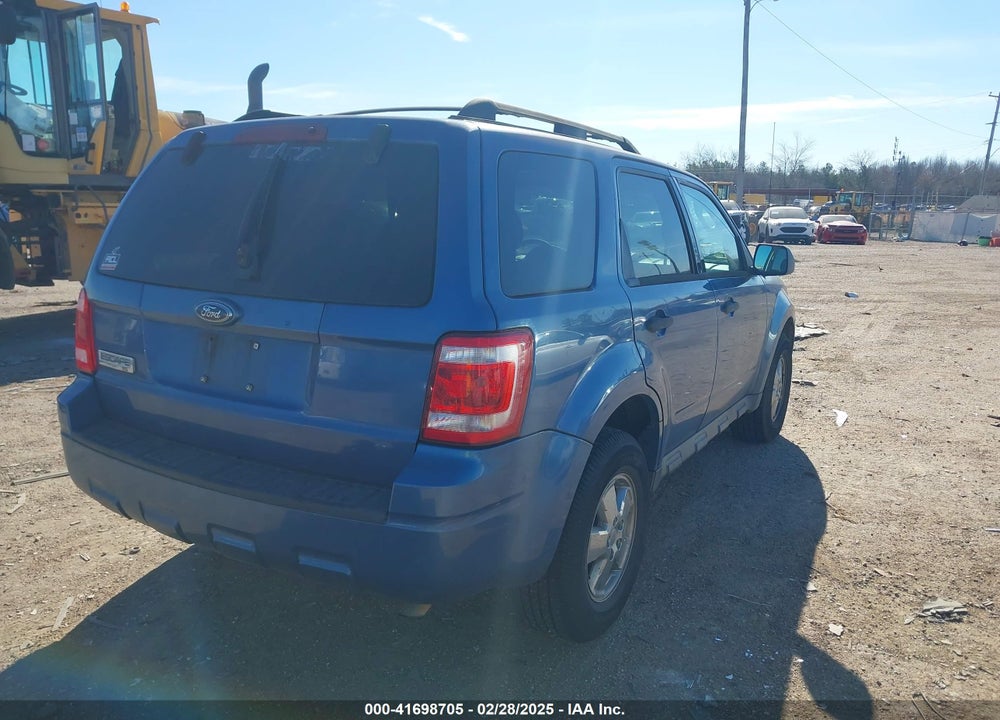 2009 FORD ESCAPE XLT VIN: 1FMCU03G49KC81095