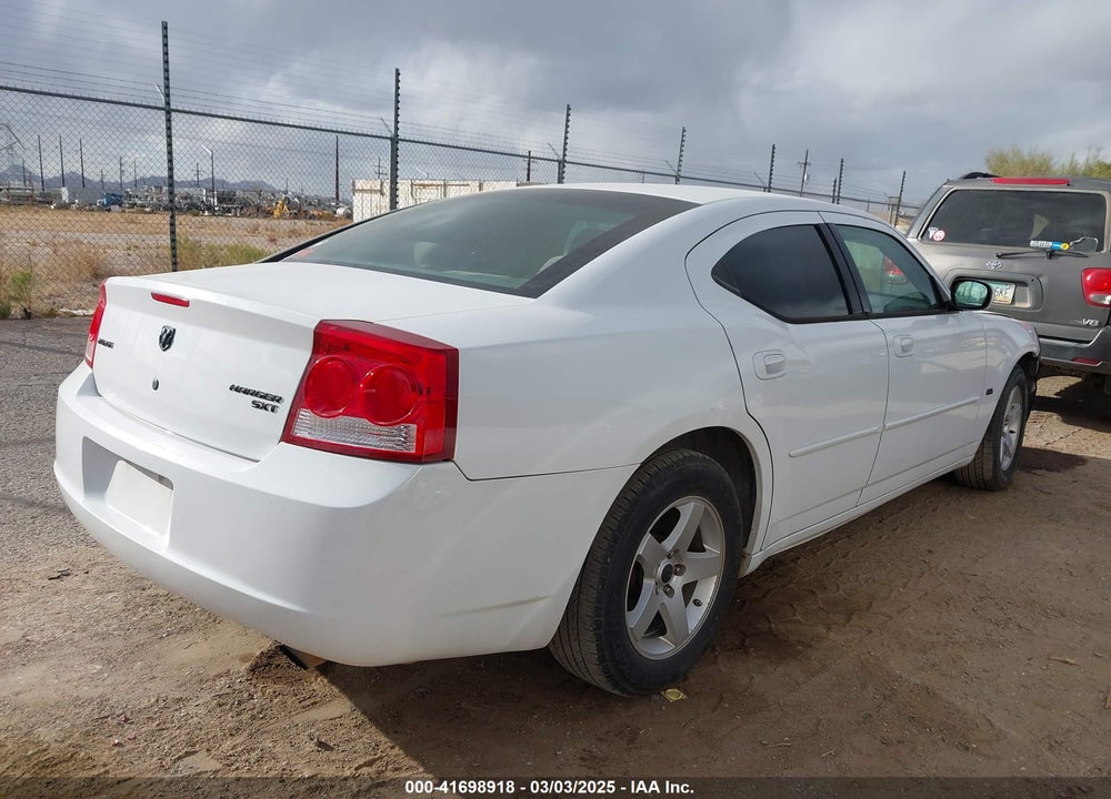 2010 DODGE CHARGER VIN: 2B3CA3CV5AH305494