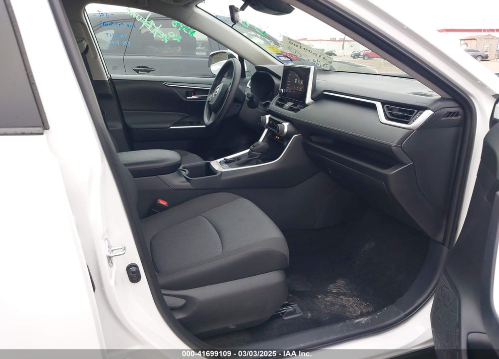 2025 TOYOTA RAV4 XLE VIN: 2T3W1RFV9SW373387