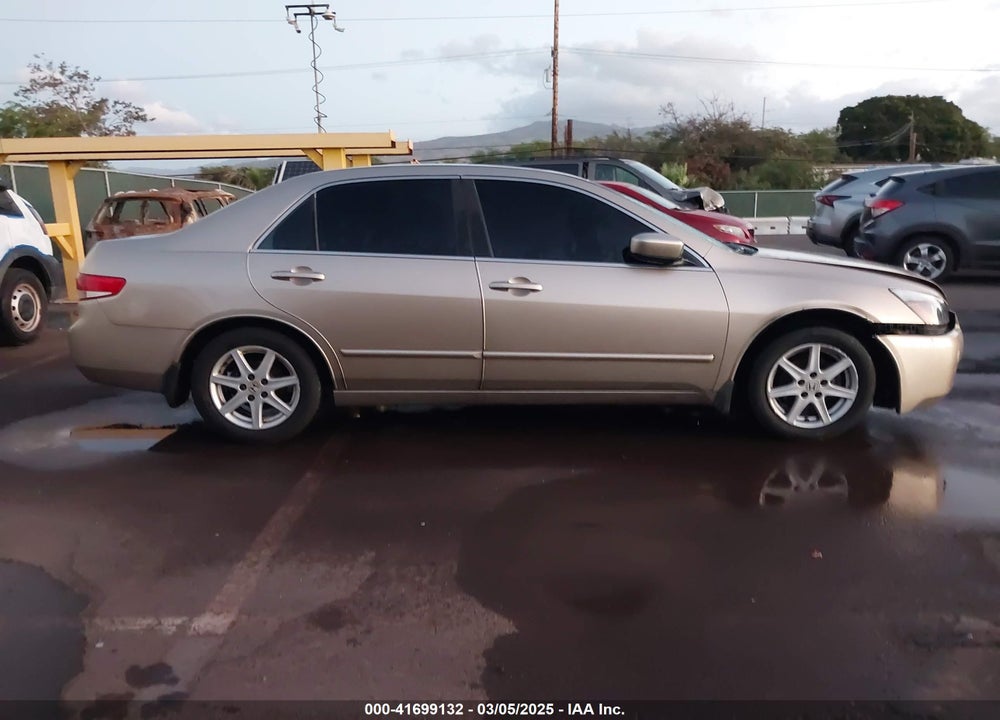 2003 HONDA ACCORD 3.0 EX VIN: 1HGCM66503A052221