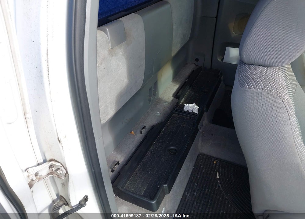 2005 TOYOTA TACOMA PRERUNNER V6 VIN: 5TETU62N55Z086801