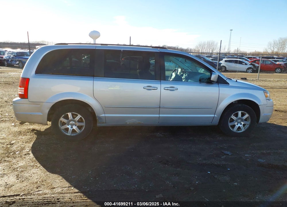 2008 CHRYSLER TOWN & COUNTRY TOURING VIN: 2A8HR54P58R671770