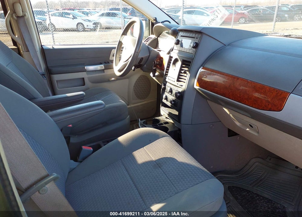 2008 CHRYSLER TOWN & COUNTRY TOURING VIN: 2A8HR54P58R671770