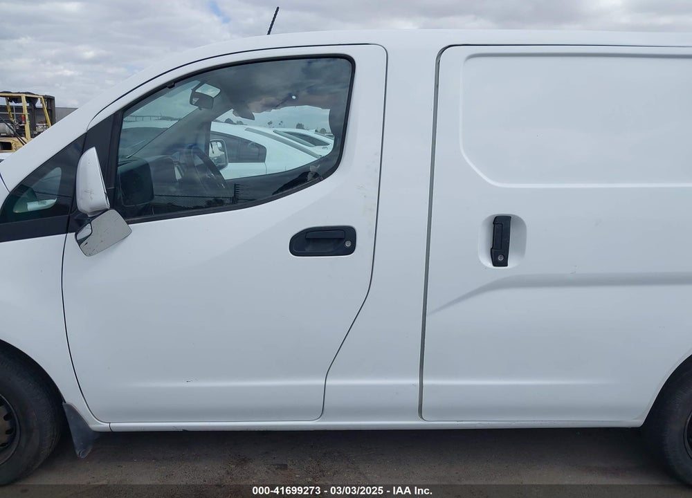 2014 NISSAN NV200 VIN: 3N6CM0KN2EK699543