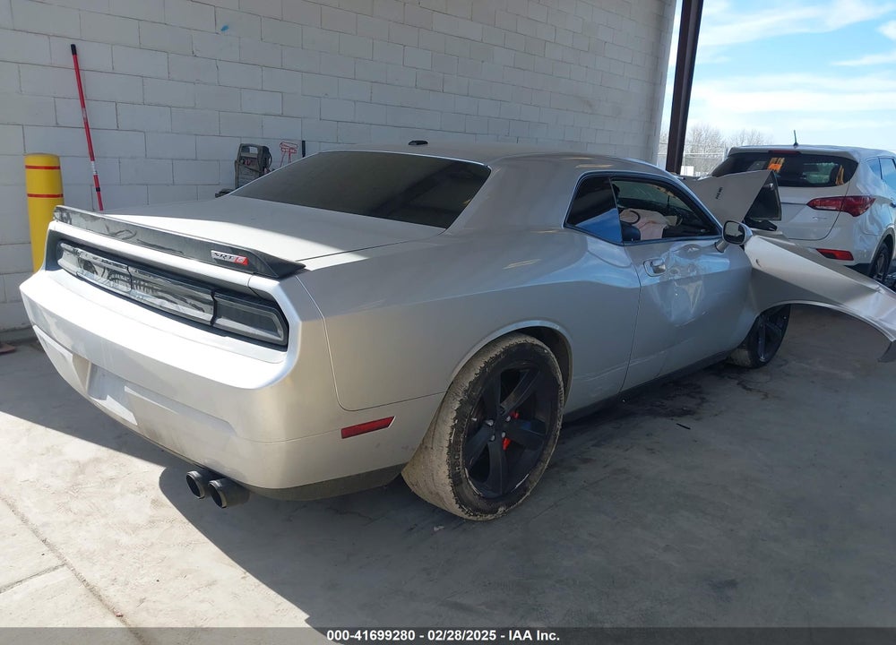 2009 DODGE CHALLENGER SRT8 VIN: 2B3LJ74W59H579918