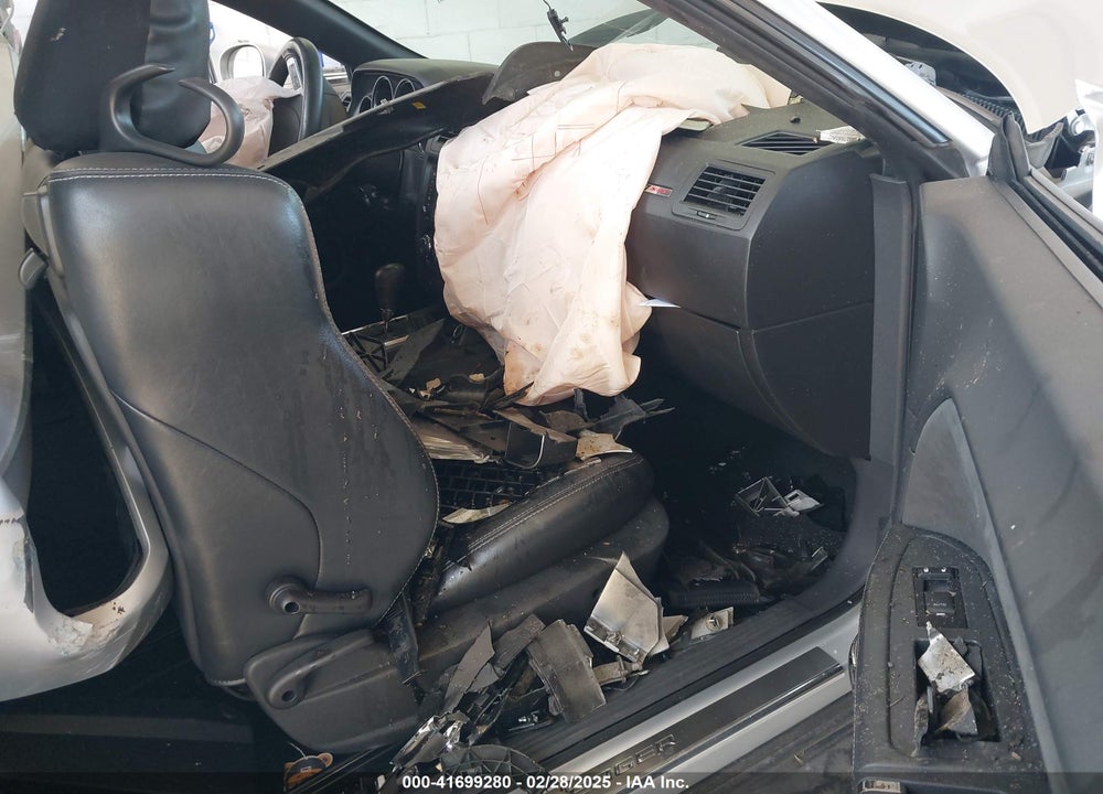 2009 DODGE CHALLENGER SRT8 VIN: 2B3LJ74W59H579918