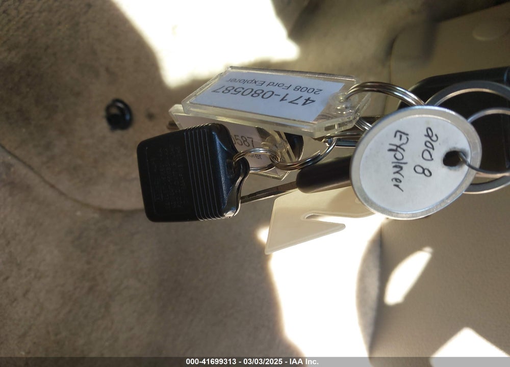 2008 FORD EXPLORER XLT VIN: 1FMEU63E98UA90706