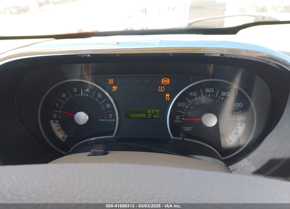 2008 FORD EXPLORER XLT VIN: 1FMEU63E98UA90706