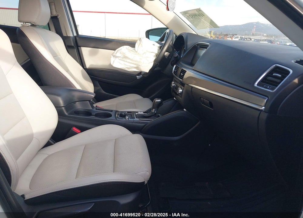2016 MAZDA CX-5 GRAND TOURING VIN: JM3KE4DY3G0653120