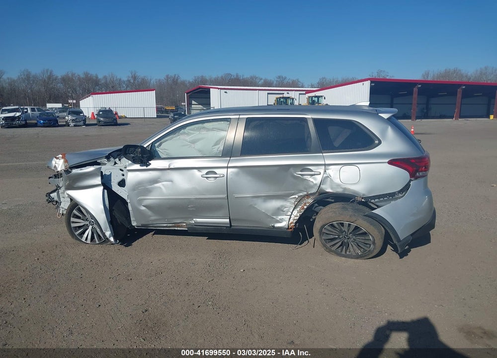 2020 MITSUBISHI OUTLANDER VIN: JA4AD3A38LZ003158