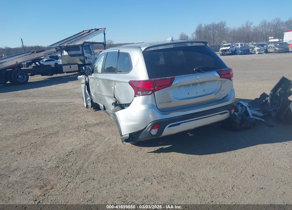 2020 MITSUBISHI OUTLANDER VIN: JA4AD3A38LZ003158