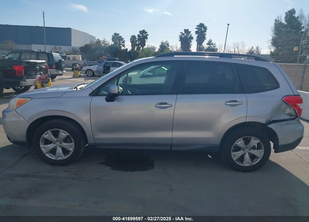 2015 SUBARU FORESTER VIN: JF2SJAGC0FH429811