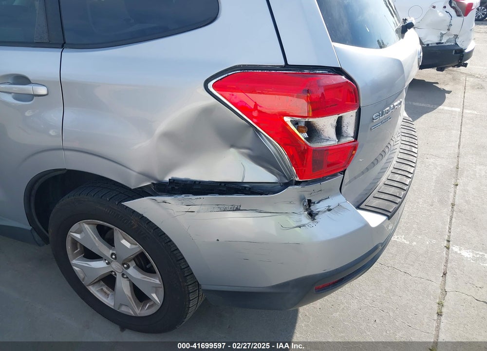 2015 SUBARU FORESTER VIN: JF2SJAGC0FH429811