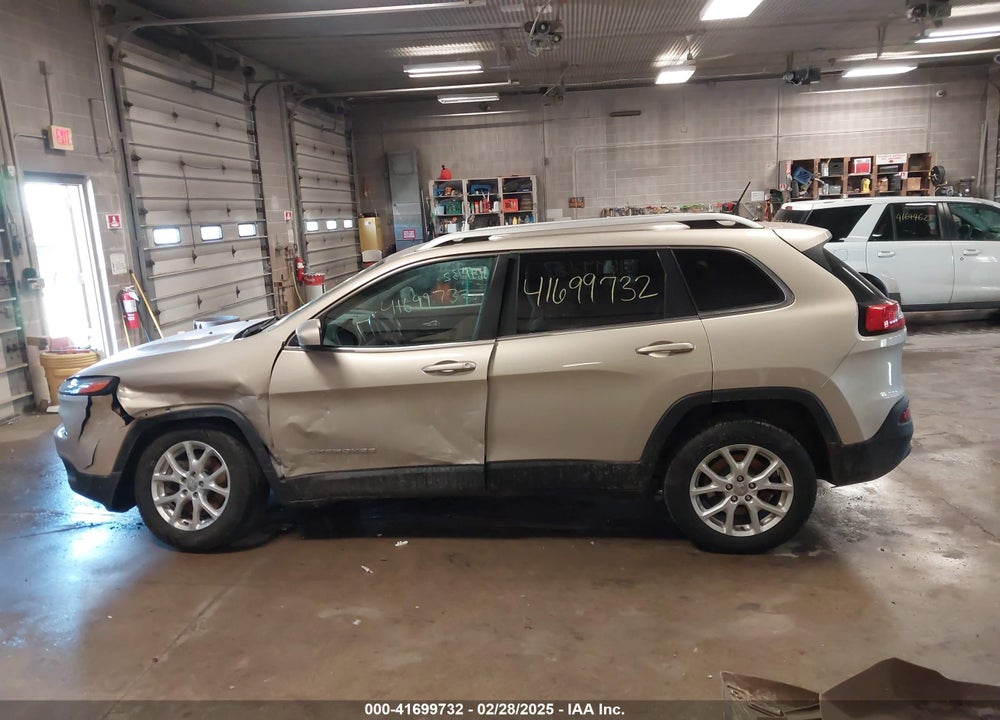 2015 JEEP CHEROKEE VIN: 1C4PJLCS7FW539442
