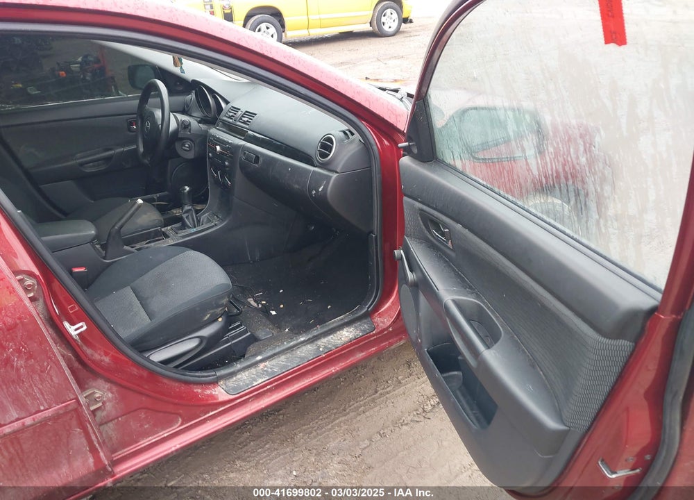 2008 MAZDA MAZDA3 VIN: JM1BK32F181151568