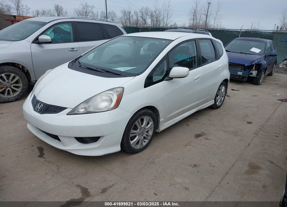 2010 HONDA FIT SPORT VIN: JHMGE8H6XAS028402