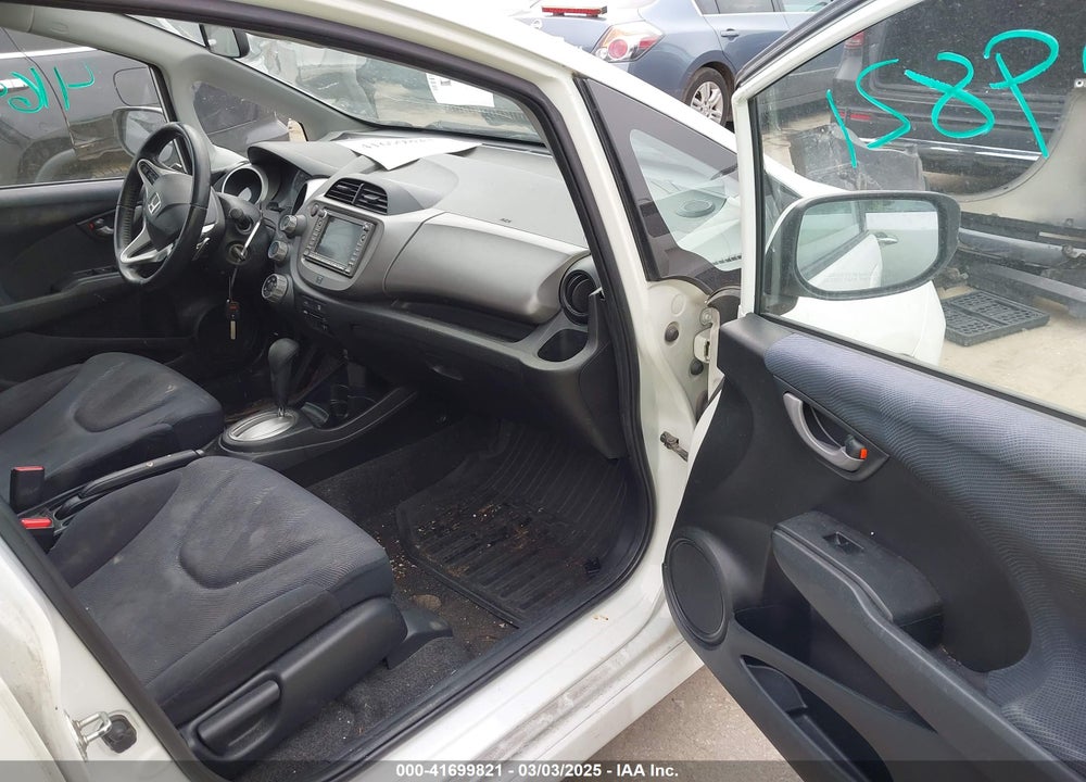 2010 HONDA FIT SPORT VIN: JHMGE8H6XAS028402