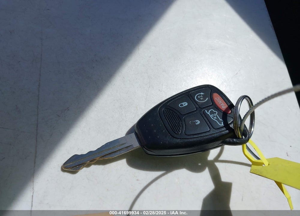 2014 CHRYSLER 200 VIN: 1C3CCBCG0EN172326