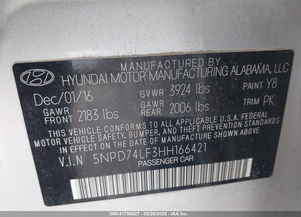 2017 HYUNDAI ELANTRA VIN: 5NPD74LF3HH166421