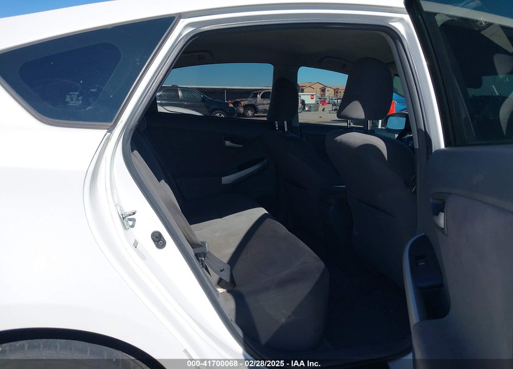 2011 TOYOTA PRIUS VIN: JTDKN3DU2B0280810