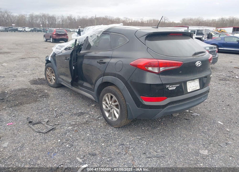 2017 HYUNDAI TUCSON VIN: KM8J3CA40HU263281