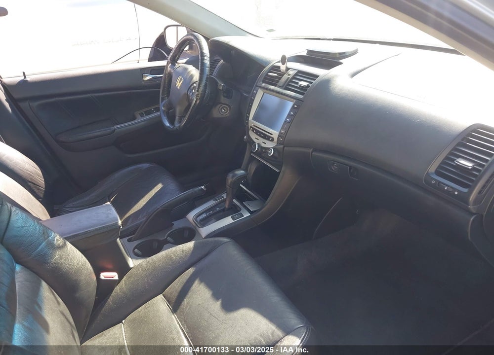 2007 HONDA ACCORD VIN: 1HGCM567X7A105489