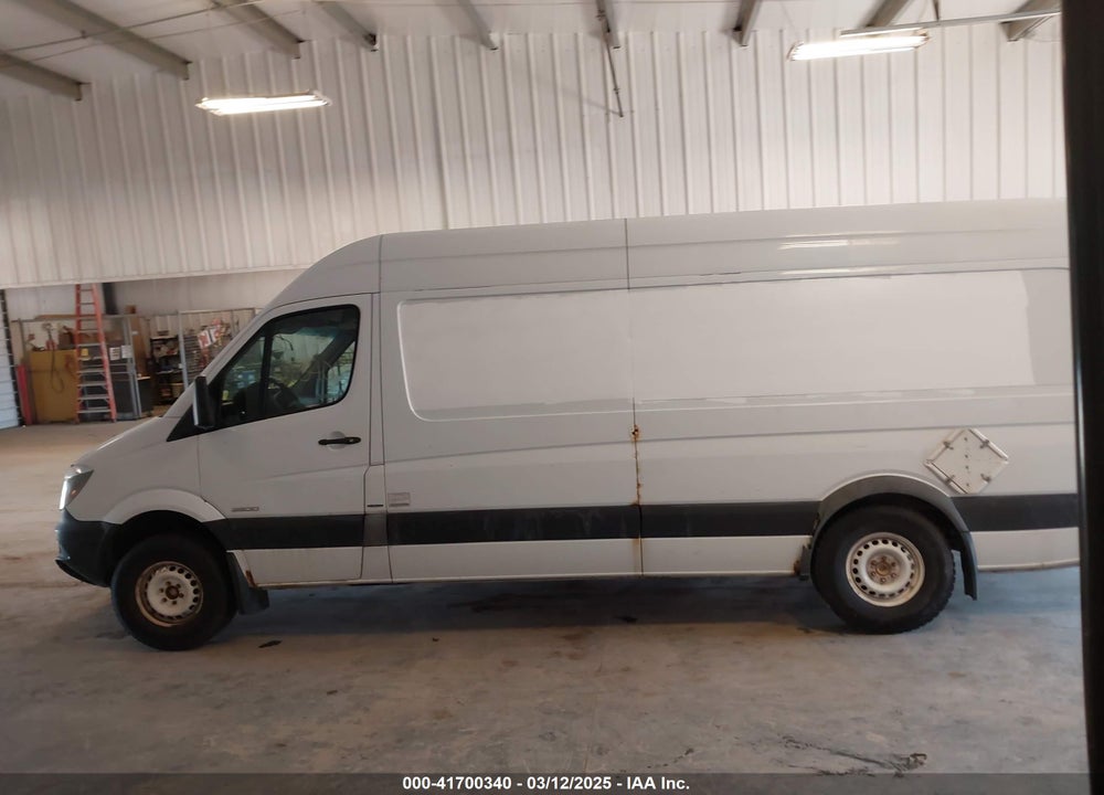 2014 MERCEDES-BENZ SPRINTER 2500 HIGH ROOF VIN: WD3PE8DE6E5825520