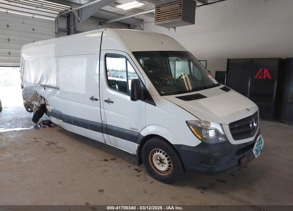 2014 MERCEDES-BENZ SPRINTER 2500 HIGH ROOF VIN: WD3PE8DE6E5825520