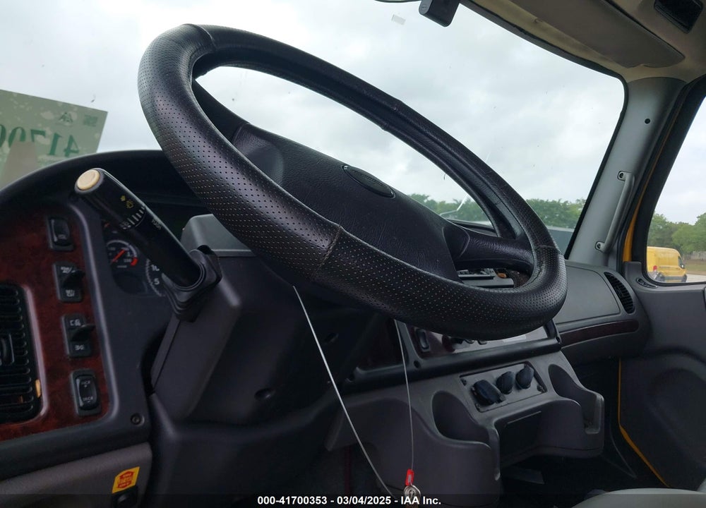 2019 FREIGHTLINER M2 106 VIN: 3ALACWFC5KDKE2518