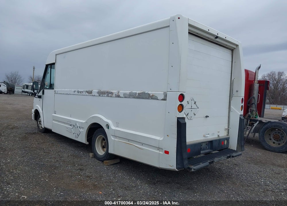 2013 ISUZU COMMERCIAL VAN VIN: JALB4T174D7W00297