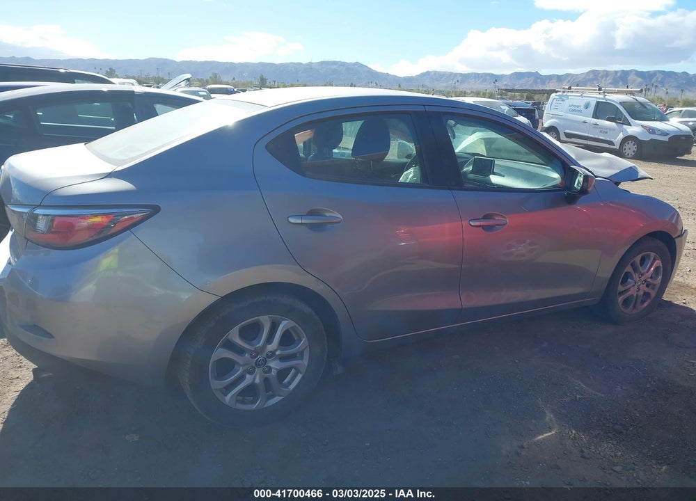 2016 SCION IA VIN: 3MYDLBZV3GY141777