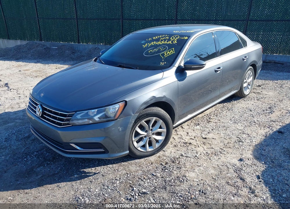 2018 VOLKSWAGEN PASSAT 2.0T R-LINE/2.0T S VIN: 1VWAA7A32JC023361