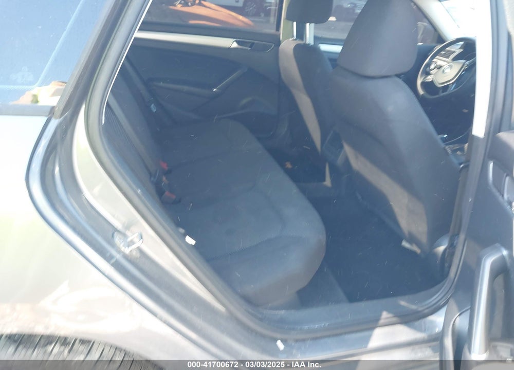 2018 VOLKSWAGEN PASSAT 2.0T R-LINE/2.0T S VIN: 1VWAA7A32JC023361