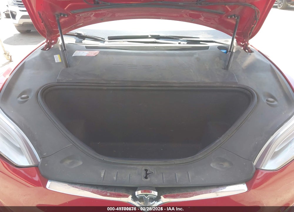 2016 TESLA MODEL S VIN: 5YJSA1E22GF174654