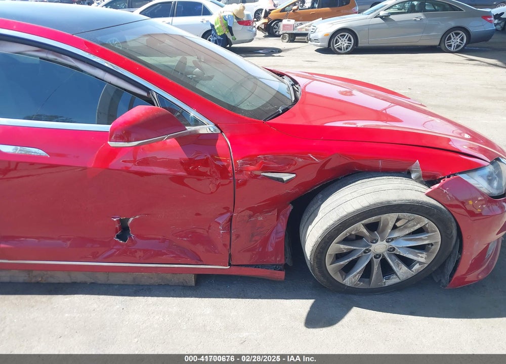 2016 TESLA MODEL S VIN: 5YJSA1E22GF174654