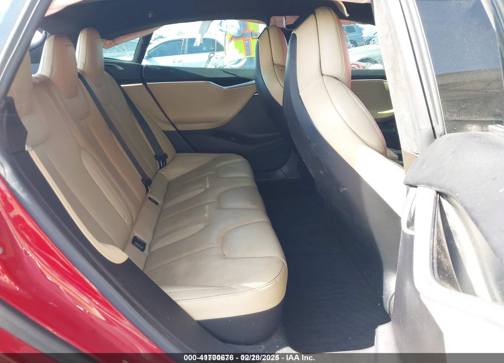 2016 TESLA MODEL S VIN: 5YJSA1E22GF174654