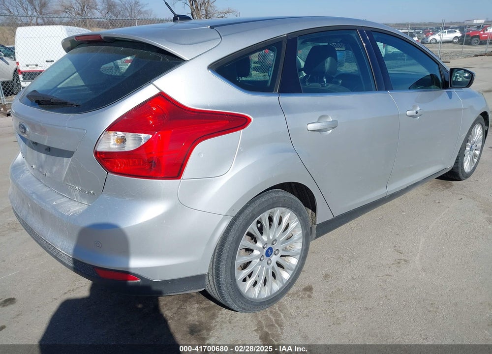 2012 FORD FOCUS VIN: 1FAHP3N24CL267418