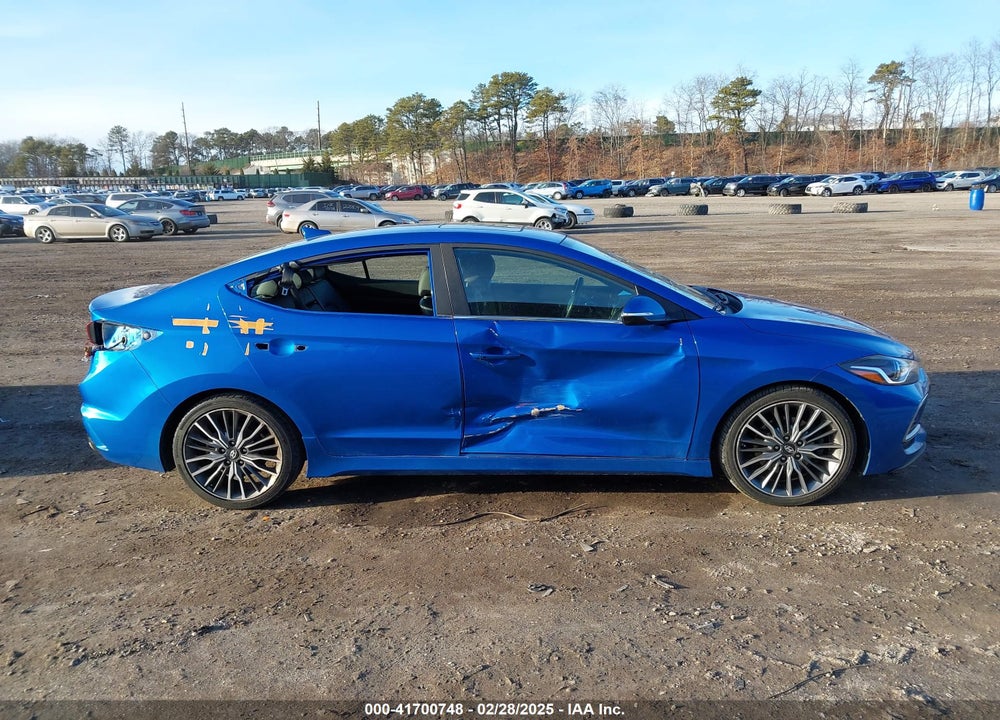 2017 HYUNDAI ELANTRA VIN: KMHD04LB9HU358493