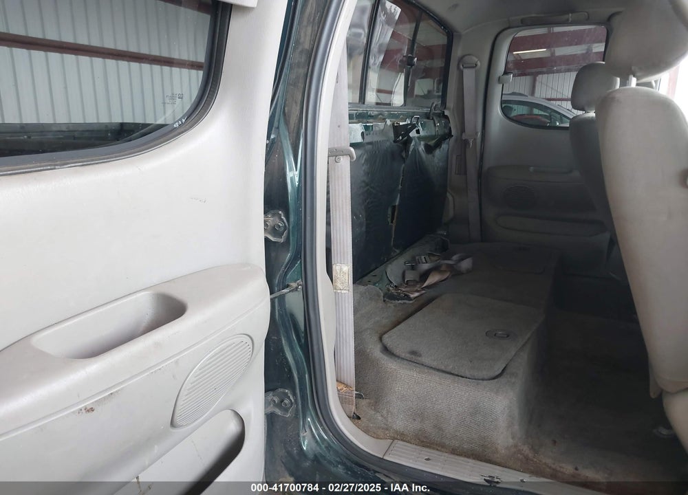 2003 TOYOTA TUNDRA SR5 V8 VIN: 5TBRT34133S345035