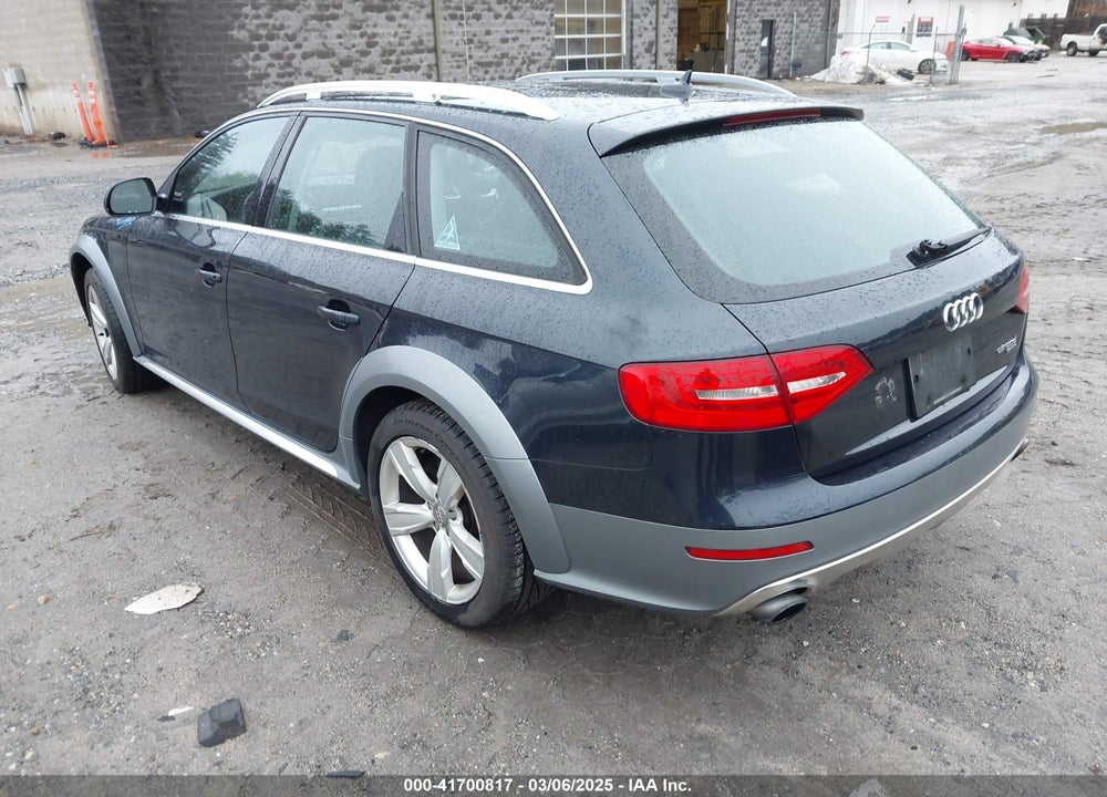 2013 AUDI ALLROAD VIN: WA1UFAFL5DA147464