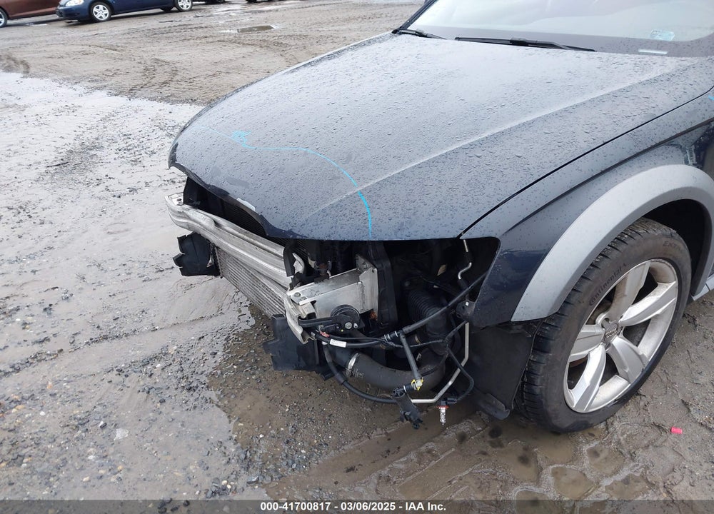 2013 AUDI ALLROAD VIN: WA1UFAFL5DA147464
