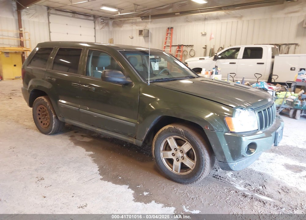 2007 JEEP GRAND CHEROKEE LAREDO VIN: 1J8HR48P87C639231