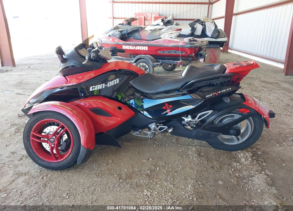 2009 CAN-AM SPYDER ROADSTER VIN: 2BXJAWA169V000199