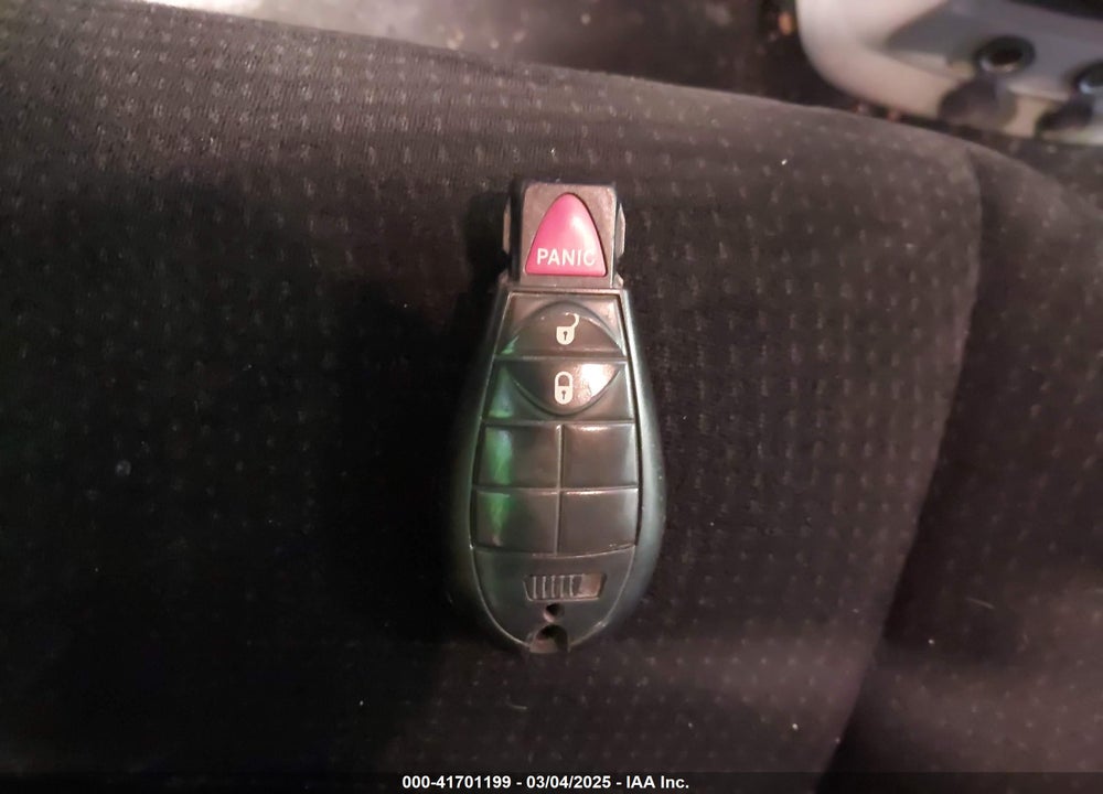 2013 DODGE GRAND CARAVAN VIN: 2C4RDGBG6DR601455