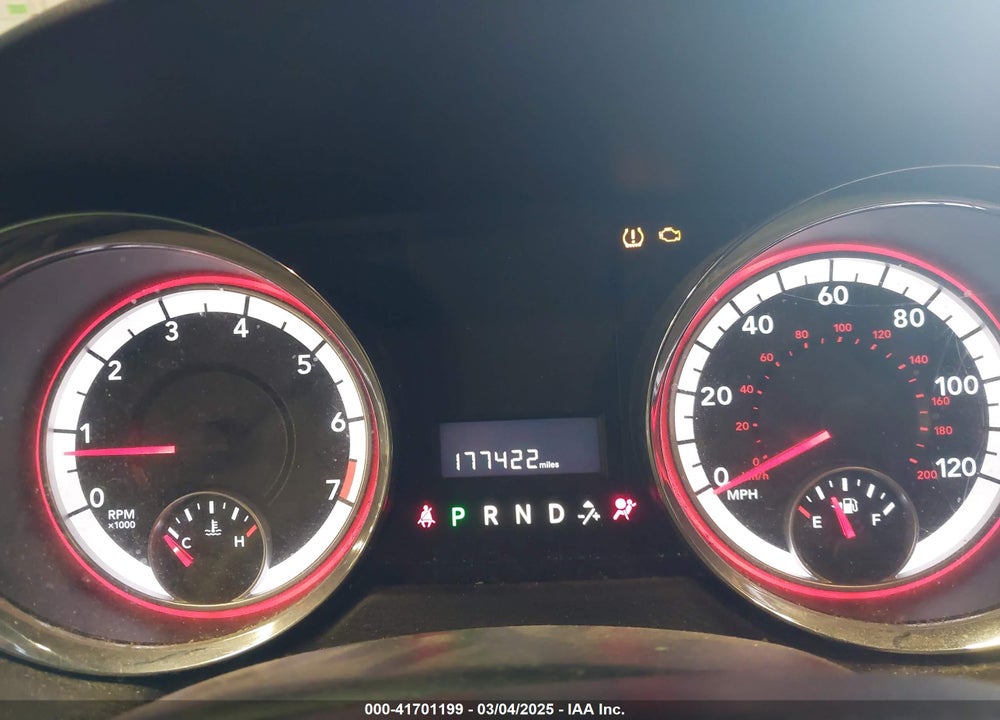 2013 DODGE GRAND CARAVAN VIN: 2C4RDGBG6DR601455
