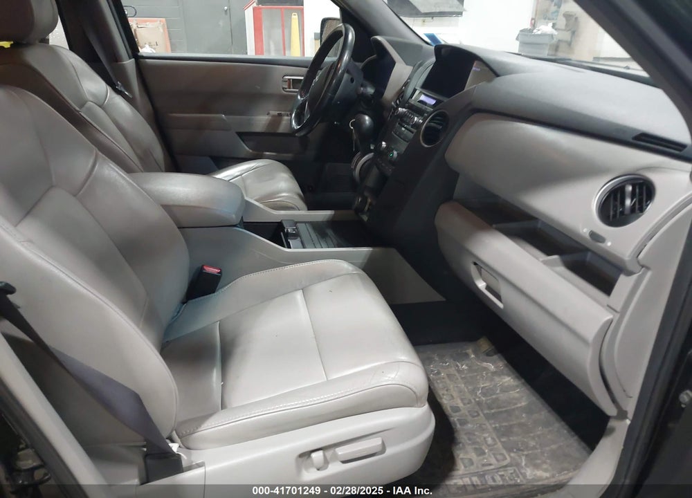 2014 HONDA PILOT EX-L VIN: 5FNYF4H63EB040048