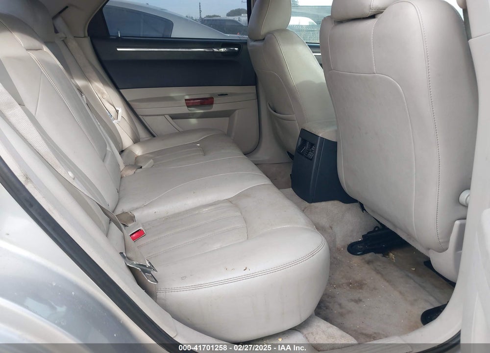 2006 CHRYSLER 300C VIN: 2C3KA63H56H189277