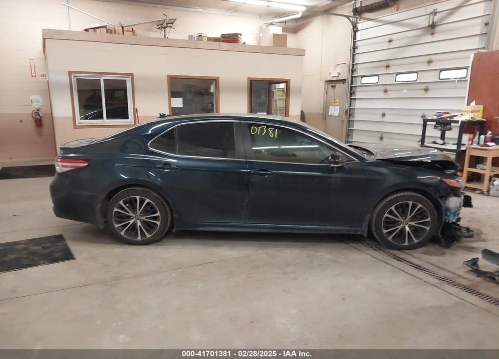 2020 TOYOTA CAMRY VIN: 4T1J11AK9LU864660